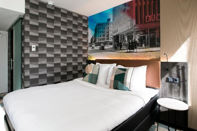 标准间带阳台, Savoy Hotel Rotterdam
