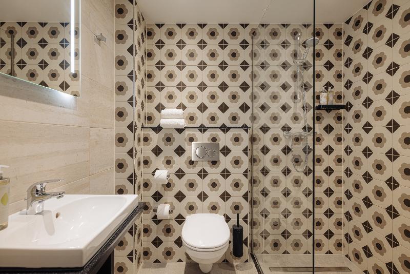 标准间带阳台, Savoy Hotel Rotterdam