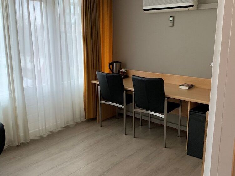 四人标准间, City Hotel Bergen Op Zoom
