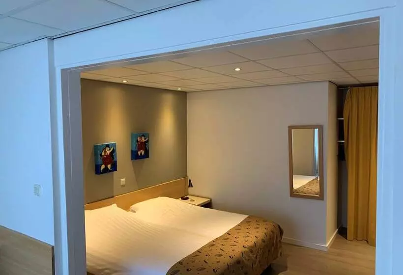 スタンダード４人部屋, City Hotel Bergen Op Zoom