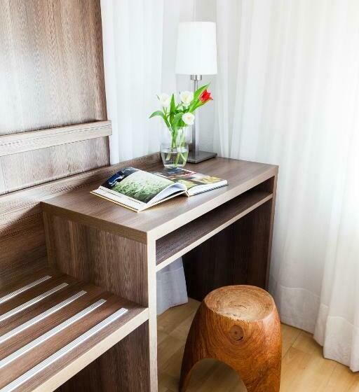 غرفة قياسية ثلاثية, Victorie