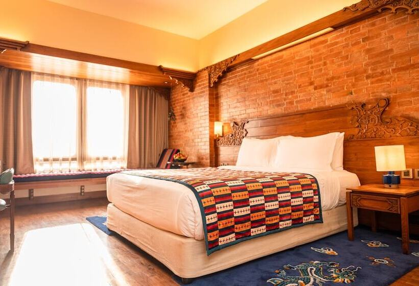 اتاق لوکس, Yak & Yeti