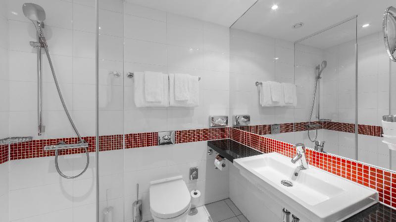 سوییت جونیور, Yak & Yeti