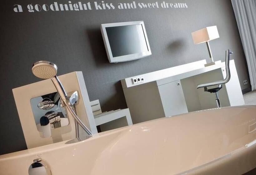 컴포트 룸, Van Der Valk Hotel Apeldoorn   De Cantharel