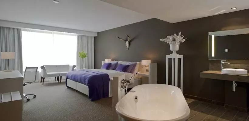 Comfort Room, Van Der Valk Hotel Apeldoorn   De Cantharel