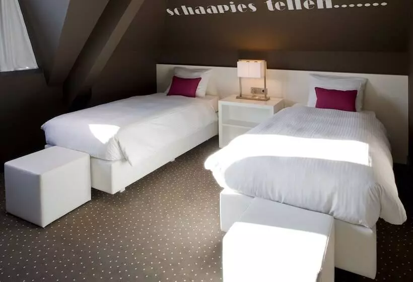 Family Room, Van Der Valk Hotel Apeldoorn   De Cantharel