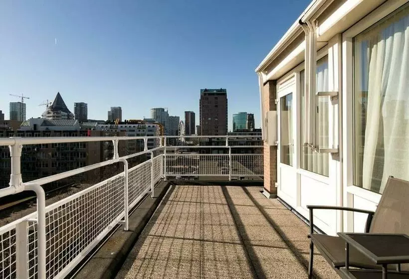 اتاق استاندارد با بالکن, Savoy Hotel Rotterdam