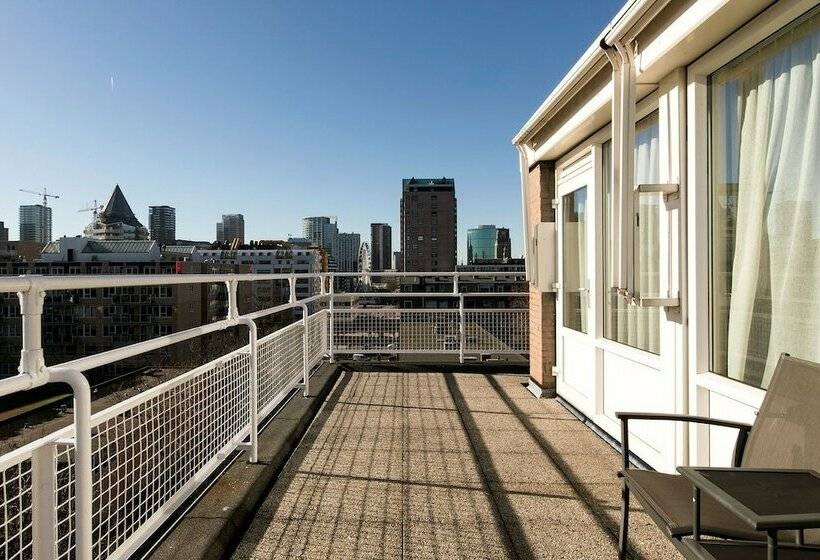 带城市景观及双人床的标准房间, Savoy Hotel Rotterdam