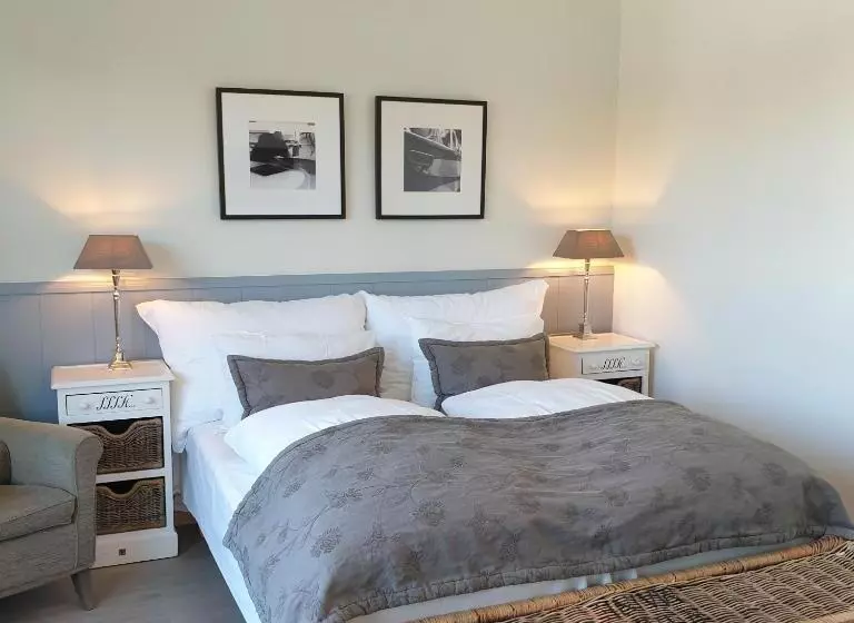 バルコニー付きスタンダードルーム, Strand Hotel Fevik   By Classic Norway Hotels