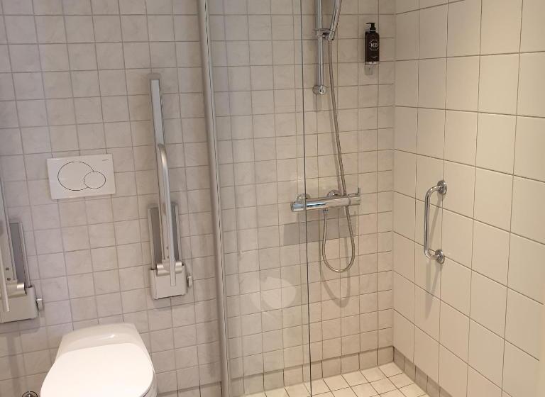 Номер Стандарт с Балконом, Strand Hotel Fevik   By Classic Norway Hotels