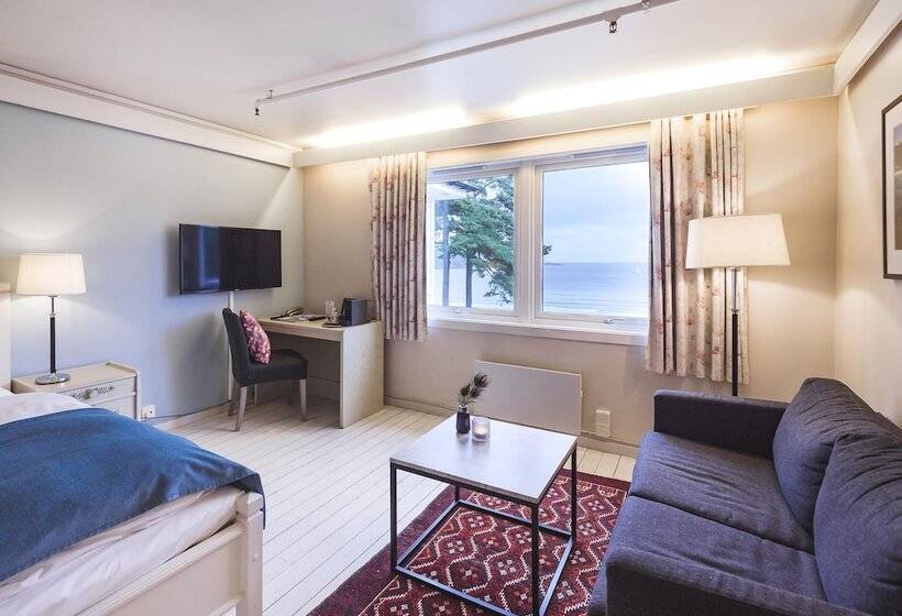 Номер Стандарт Вид на Море, Strand Hotel Fevik   By Classic Norway Hotels