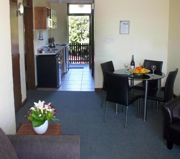 침실 2개 아파트, Aaa Mana Motel