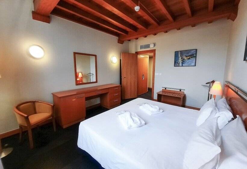 سوییت لوکس, Azoris Angra Garden - Plaza Hotel
