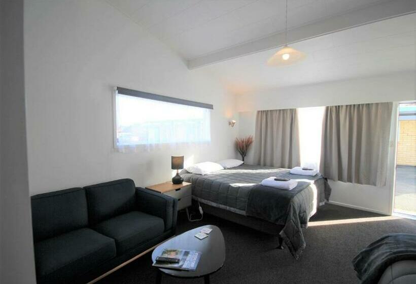 Студия Стандарт, Beach Lodge Motels