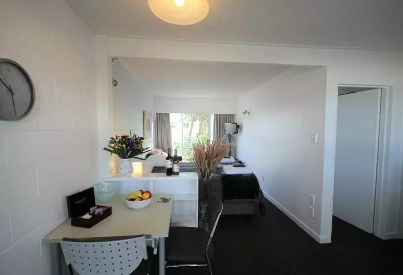آپارتمان 1 خوابه, Beach Lodge Motels
