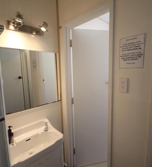 带3个卧室的公寓, Beach Lodge Motels