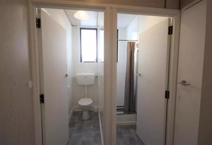 آپارتمان 3 خوابه, Beach Lodge Motels