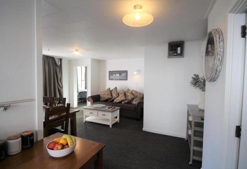 2人卧室家庭公寓, Beach Lodge Motels