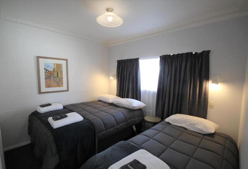 带2个卧室的公寓, Beach Lodge Motels