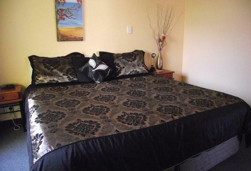 스탠다드 룸 킹사이즈 침대, Caves Motor Inn