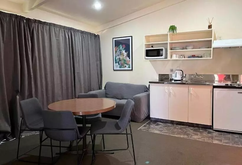 ２ベッドルームアパートメント, Caves Motor Inn