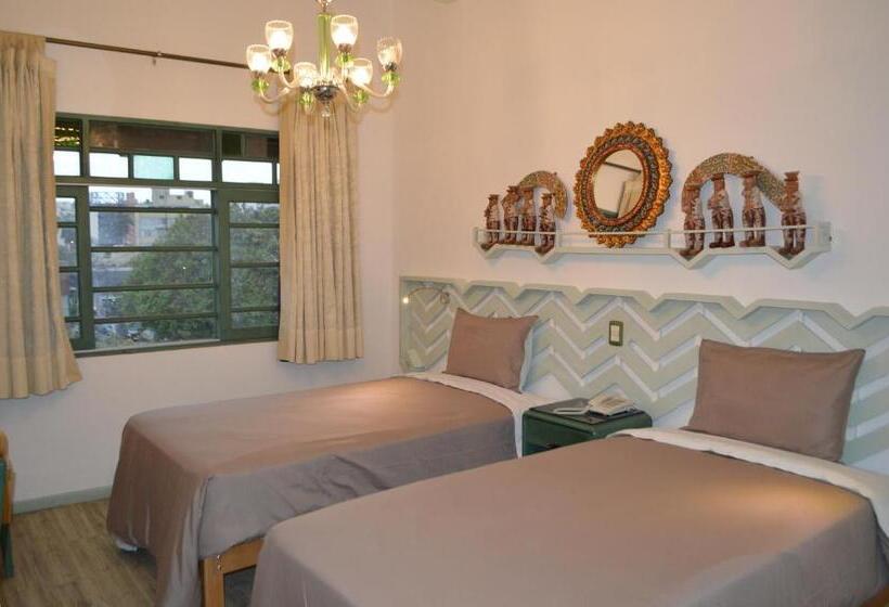 اتاق استاندارد, Collacocha B&b