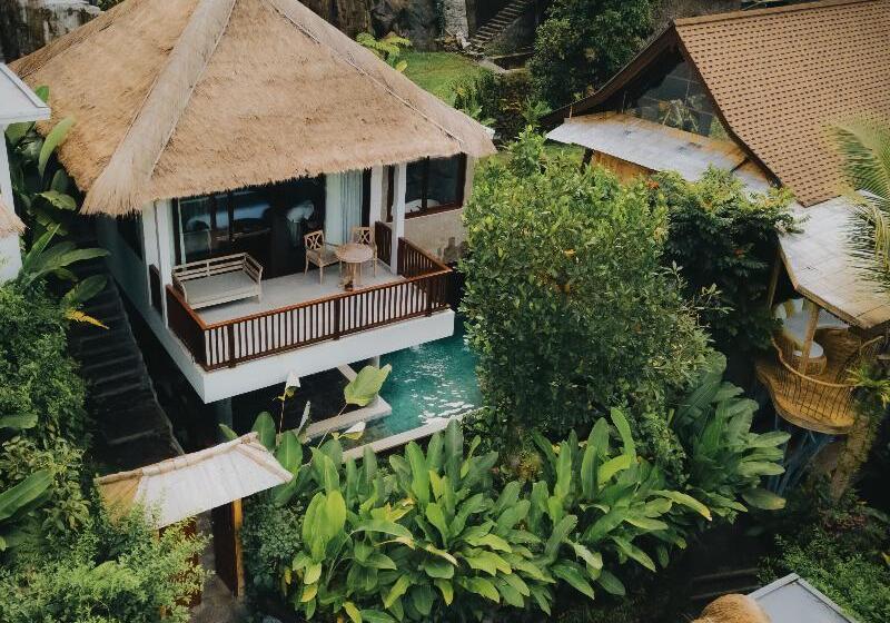 חדר סטנדרט לארבעה, De Luxe