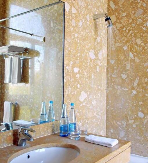 اتاق استاندارد, Do Elevador