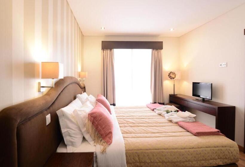 디럭스 스위트, Dom Nuno