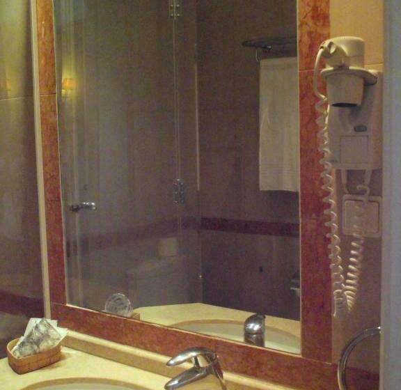 Camera Economy Singola, Dom Sancho I