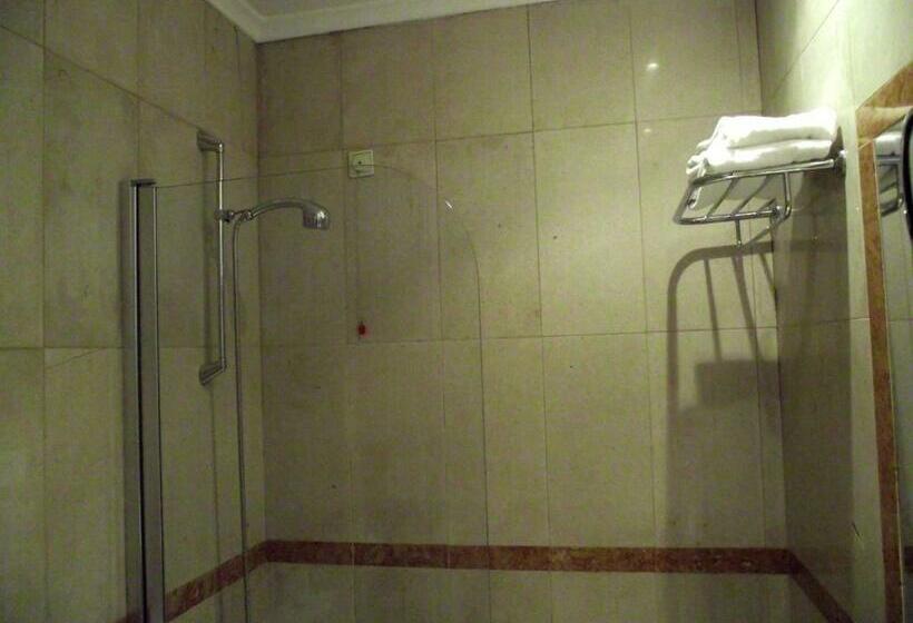 Camera Economy Singola, Dom Sancho I