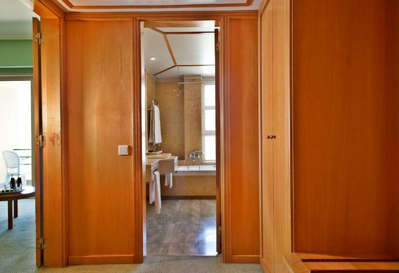 Номер Стандарт, Dos Templarios