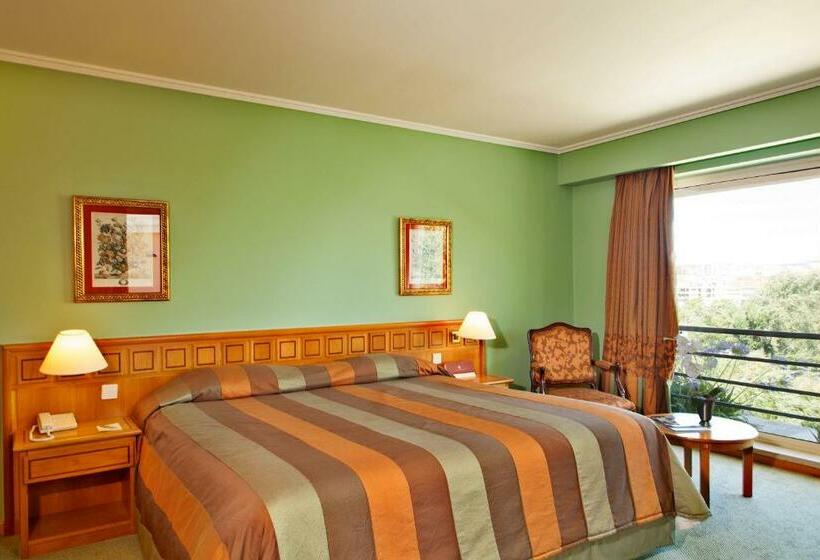 스탠다드 룸, Dos Templarios