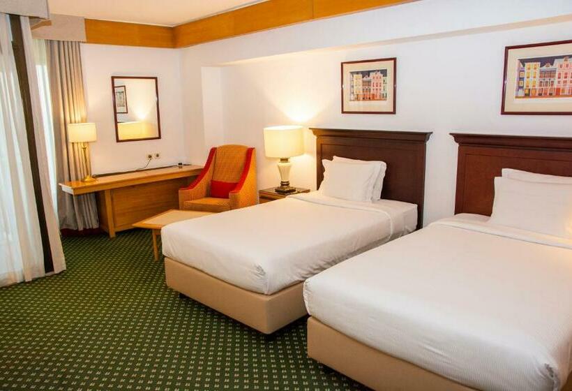 اتاق استاندارد با چشمانداز دریا, Estoril Eden