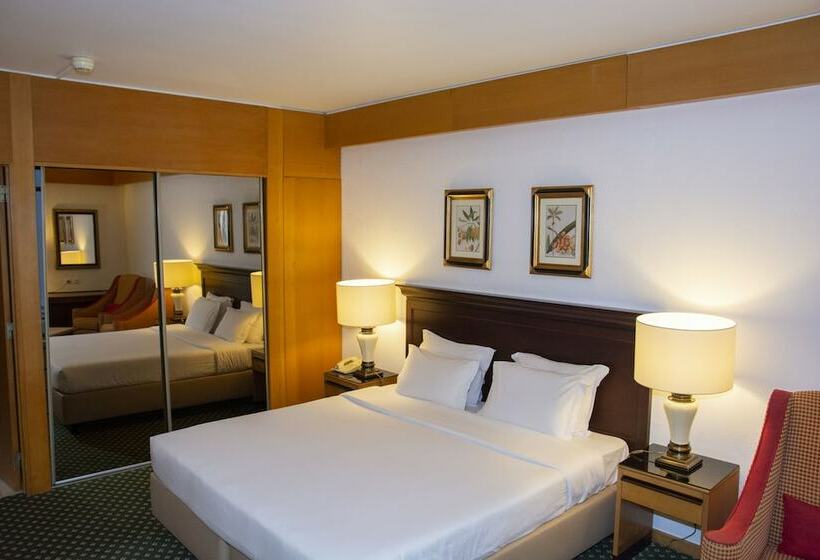 اتاق استاندارد با چشمانداز دریا, Estoril Eden