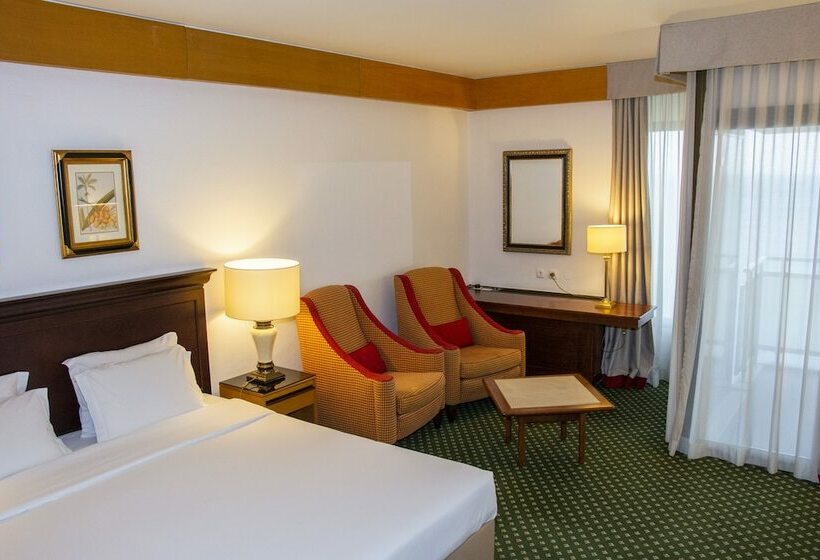 اتاق استاندارد با چشمانداز دریا, Estoril Eden