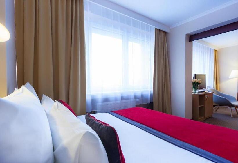 اتاق کلاسیک خانوادگی, Mercure Czestochowa Centrum