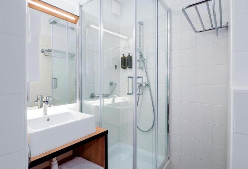 اتاق سوپریور با چشمانداز پارک, Mercure Czestochowa Centrum