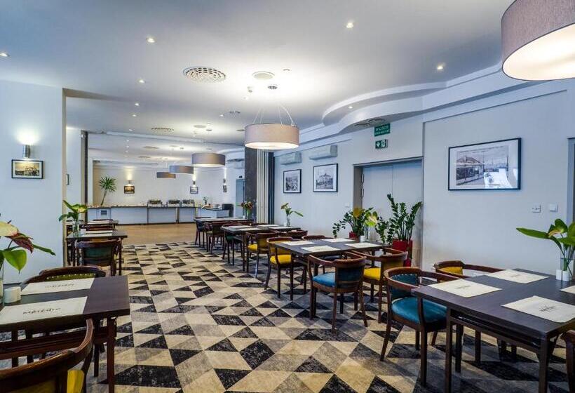 اتاق کلاسیک خانوادگی, Mercure Czestochowa Centrum