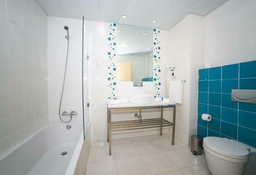 Habitación Estándar, Praia