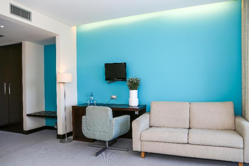 Номер Стандарт, Praia