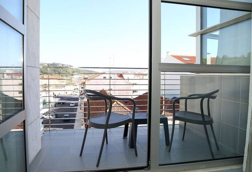 スタンダードトリプルルーム, Praia