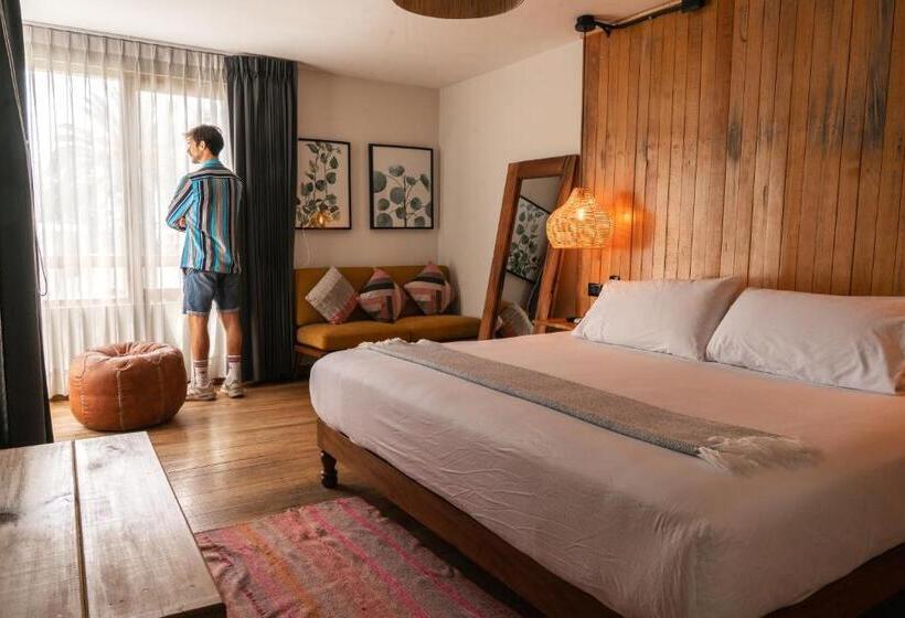 스위트, Socialtel Arequipa Formerly Selina Arequipa