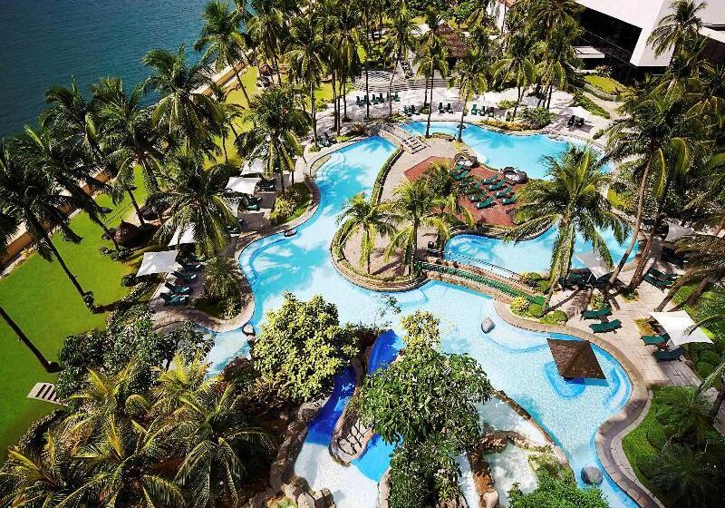 Номер Клуб Кровать Кинг, Sofitel Philippine Plaza Manila