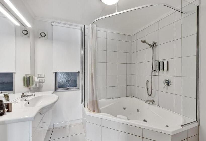 Апартаменты 1 Спальня, The Hotel Nelson