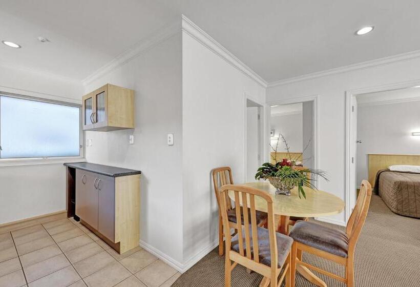 Апартаменты 3 Спальни, The Hotel Nelson