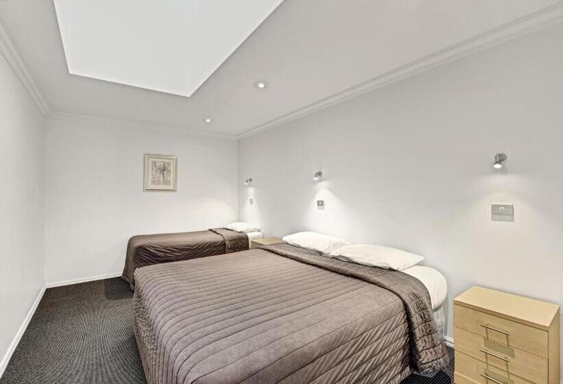 Апартаменты 4 Спальни, The Hotel Nelson