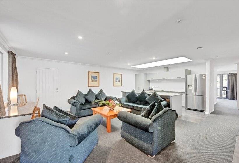 Апартаменты 4 Спальни, The Hotel Nelson