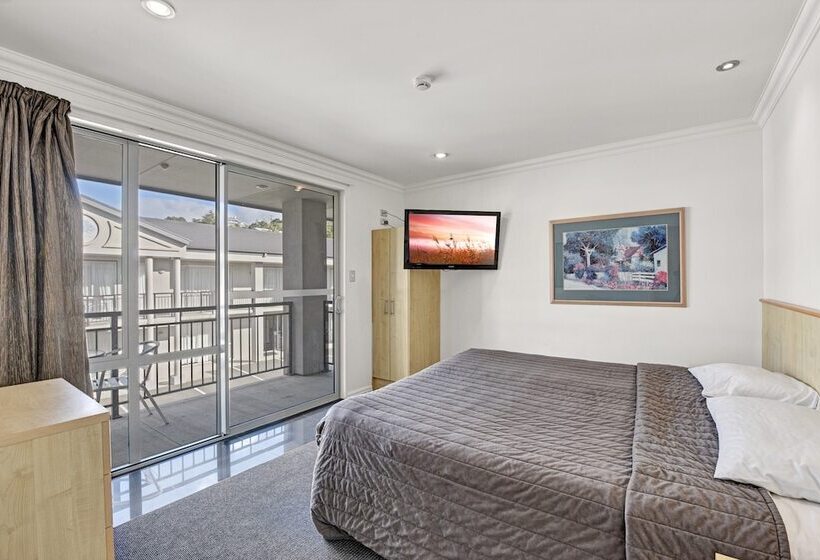 Апартаменты 4 Спальни, The Hotel Nelson