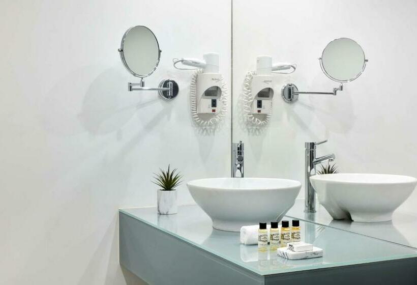 اتاق سوپریور با چشمانداز, Nh Sintra Centro